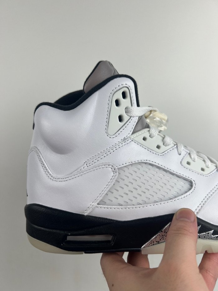 AIR JORDAN 5 RETRO